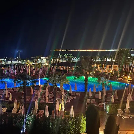 Sunny Beach Luxury Resort Ultra All Inclusive Apartamento *